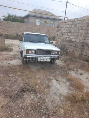 LADA (VAZ) 2107-1