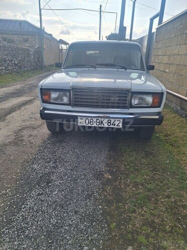 LADA (VAZ) 2107-1