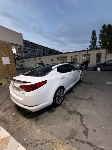 Kia Optima-4