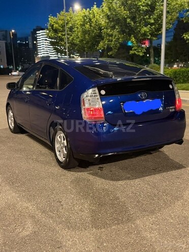 Toyota Prius-5