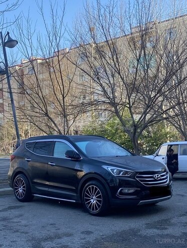 Hyundai Santa Fe-1