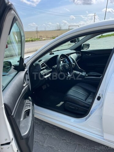 Honda Insight-10