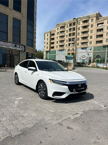 Honda Insight-3