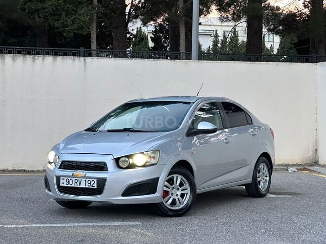 Chevrolet Aveo-5