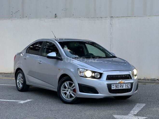 Chevrolet Aveo-1