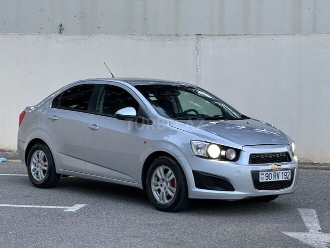 Chevrolet Aveo-6