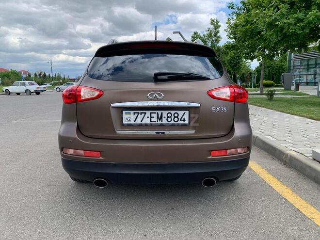 Infiniti EX35-2