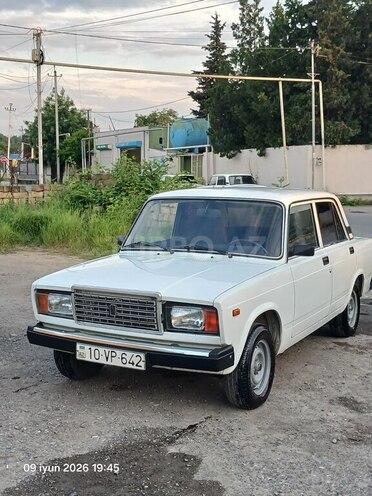 LADA (VAZ) 2107-15