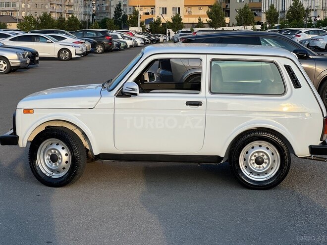 LADA (VAZ) Niva-3