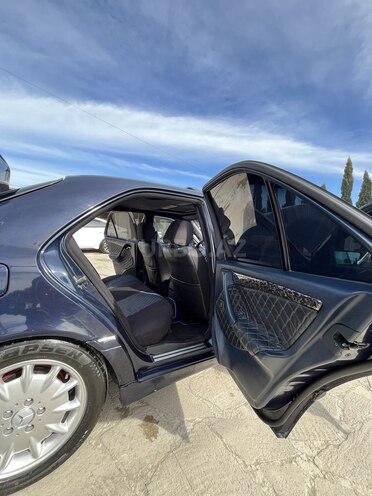 Mercedes C 200-16