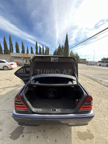 Mercedes C 200-19