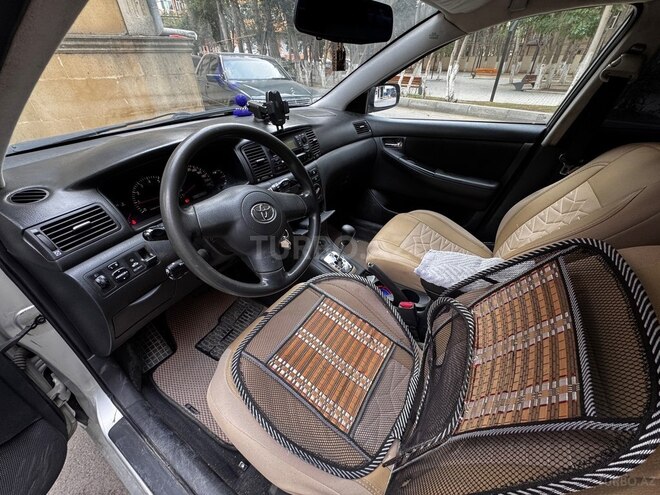 Toyota Corolla-5