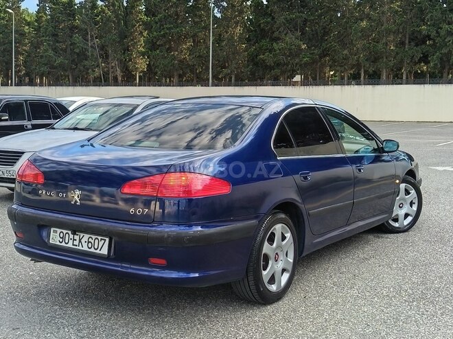 Peugeot 407-15