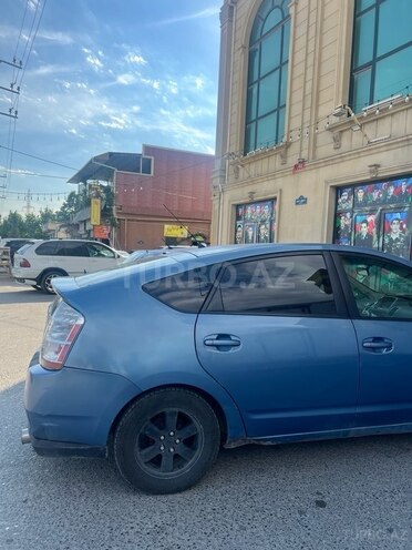 Toyota Prius-2