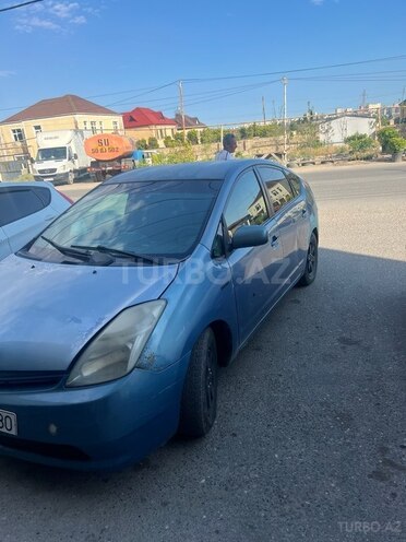 Toyota Prius-3