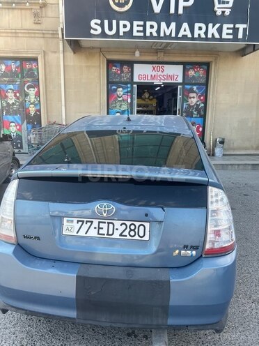 Toyota Prius-6