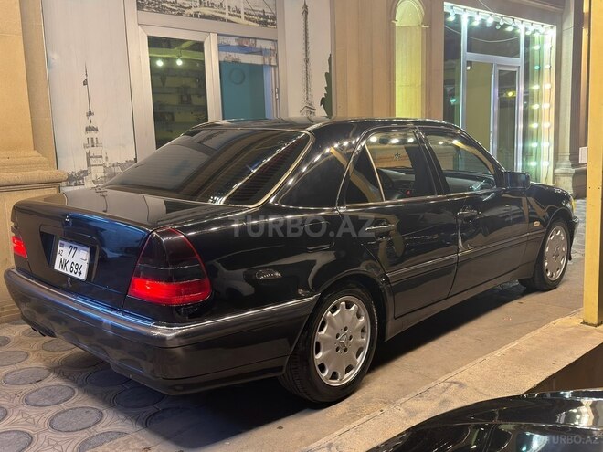 Mercedes C 230-7
