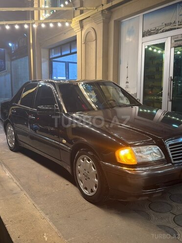 Mercedes C 230-2