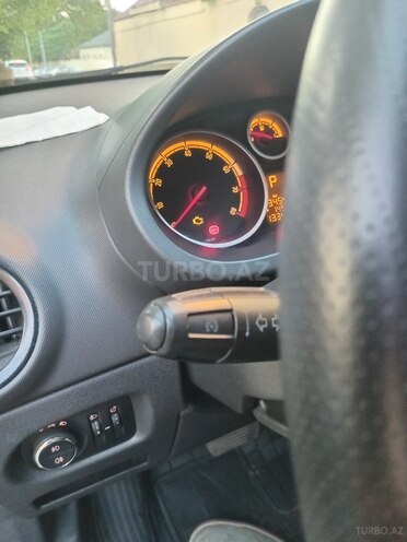 Opel Corsa-8