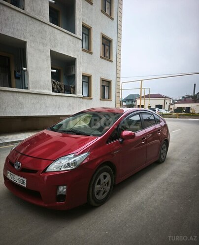 Toyota Prius-3