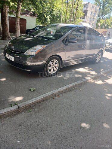 Toyota Prius-1