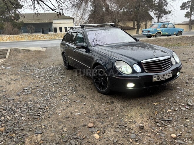 Mercedes E 320-2