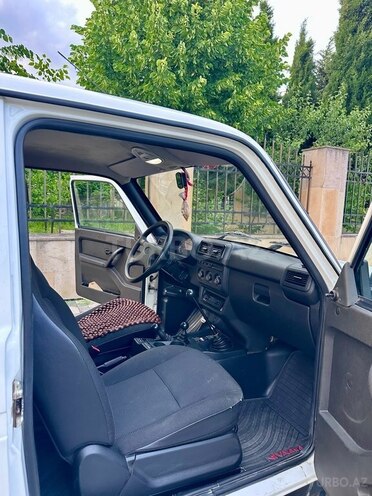 LADA (VAZ) Niva-6