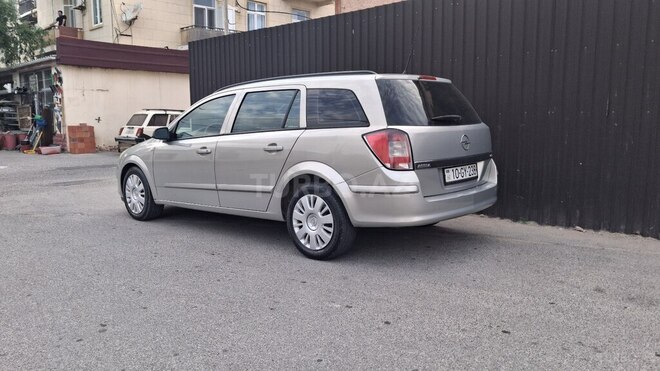Opel Astra-9