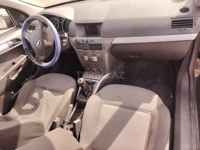 Opel Astra-8