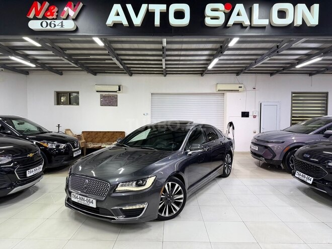 Lincoln MKZ-1