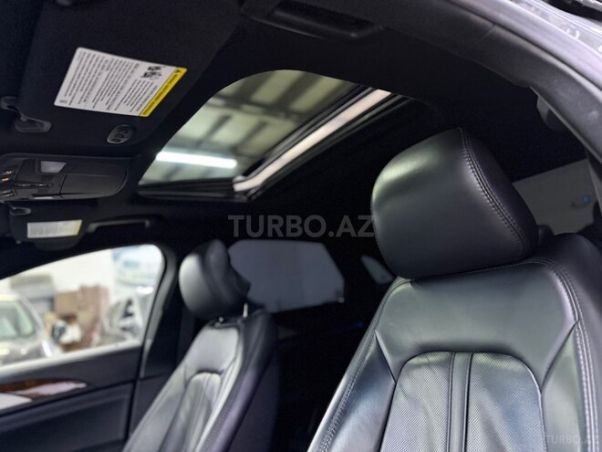 Lincoln MKZ-11