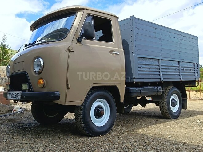 UAZ 3303-13
