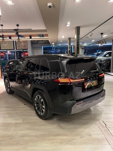 Toyota RAV4-7