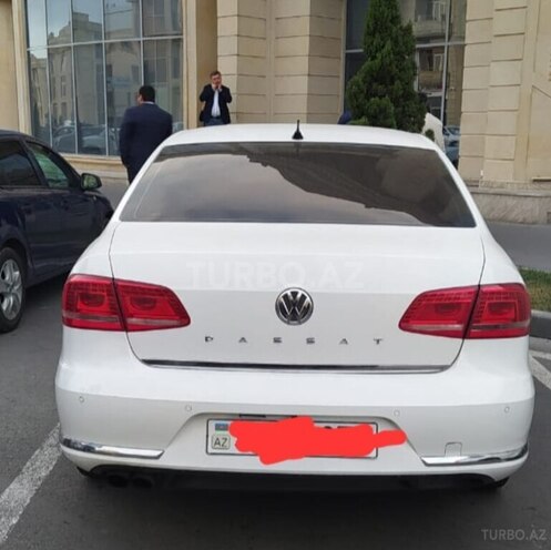Volkswagen Passat-2