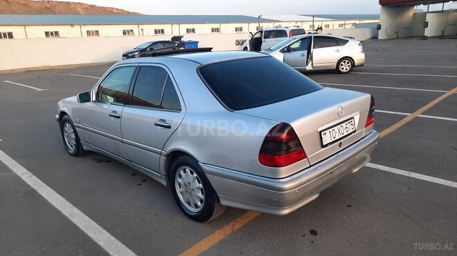 Mercedes C 280-4
