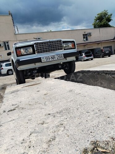 LADA (VAZ) 2107-6