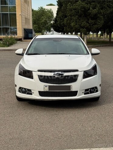 Chevrolet Cruze-10