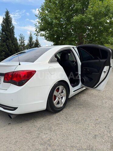 Chevrolet Cruze-7