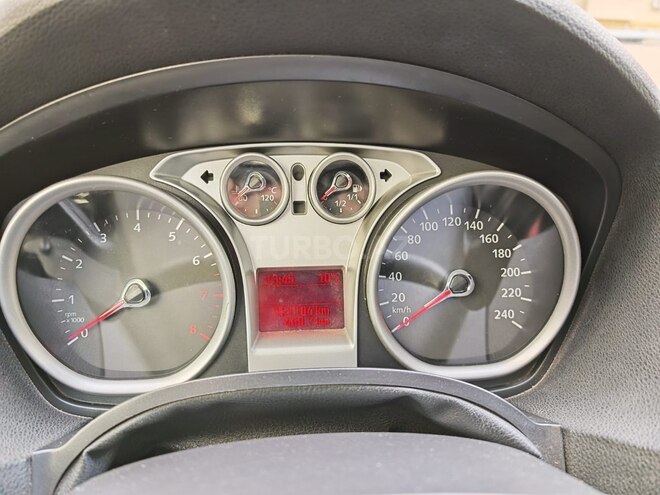 Ford Kuga-6