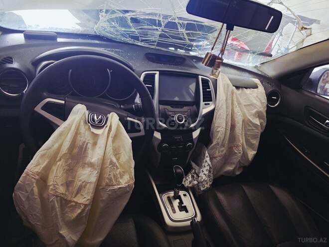 Changan Eado-5