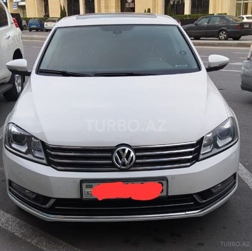 Volkswagen Passat-1