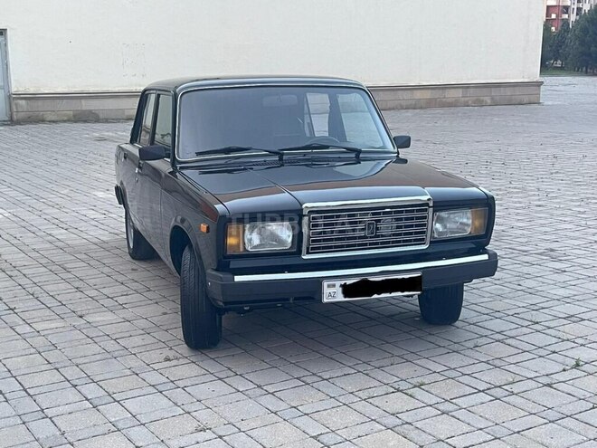 LADA (VAZ) 2107-4