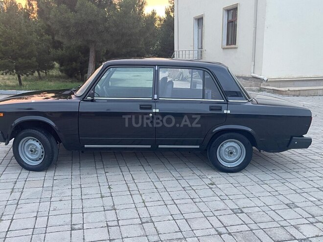 LADA (VAZ) 2107-11