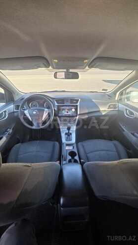 Nissan Sentra-3