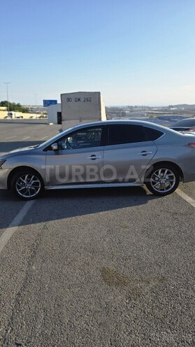 Nissan Sentra-10