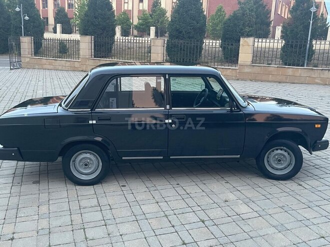 LADA (VAZ) 2107-20