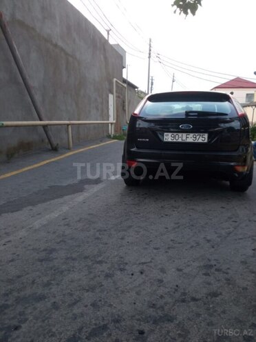 Ford Focus-2