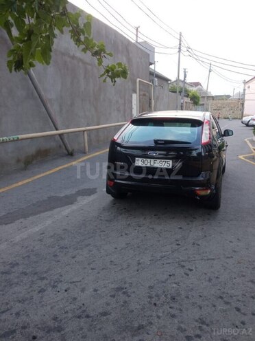 Ford Focus-8