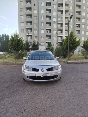 Renault Megane-8