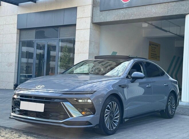 Hyundai Sonata-2